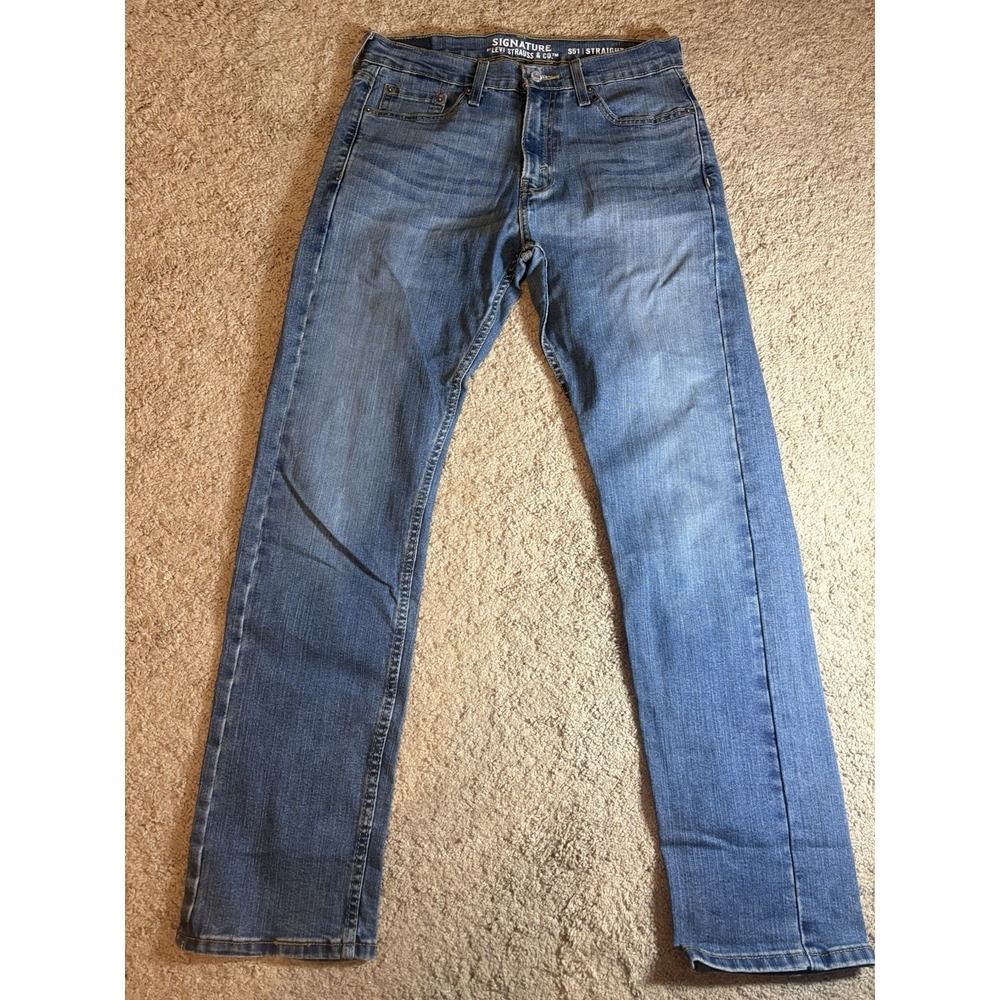 Signature Levi Strauss Jeans Men's 30x32 S51 Straight Medium Blue Denim Mid Rise